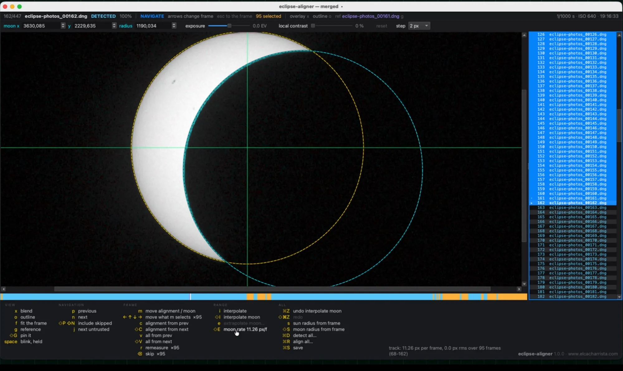 eclipse-aligner sobre un fotograma de la parcialidad, con el círculo amarillo ajustado al disco del Sol y el círculo cian al de la Luna